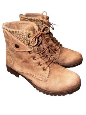 Rock & Candy Tavin Knit Cuff Lace Up Ankle Boot Taupe Beige Faux Suede Size 7.5